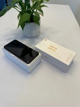 Xiaomi 11 Lite 5G - Usado e em Perfeito estado! Preço Imperdível!