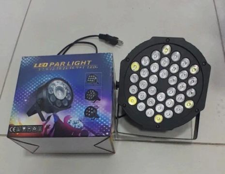 L E D  P A R  LI G H T 3 6