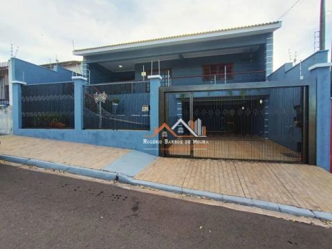 Casa com 3 dormitórios à venda, 207 m² por R$ 580.000,00 - Parque São Matheus - Presidente