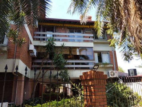 Excelente apartamento no coração do bairro Ipanema : Composto de 3 dormitórios , uma suite