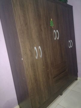 Guarda-Roupas de 4 Portas