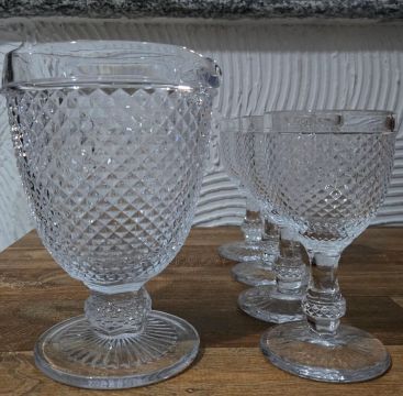 Conjunto de jarra e 6 taças 