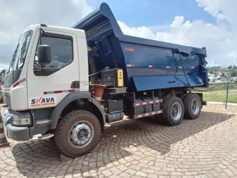 Caminhão Báscula 6x4