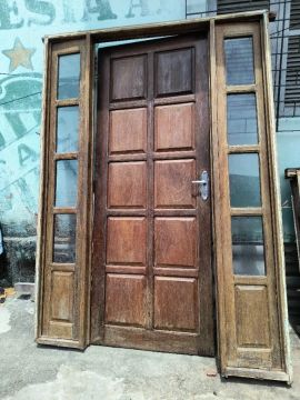 Porta e janela jatobá 