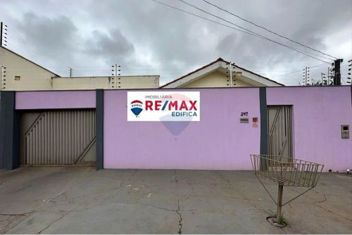 Casa à Venda Setor George Yunes Av. Tocantins em Araguaína -TO.