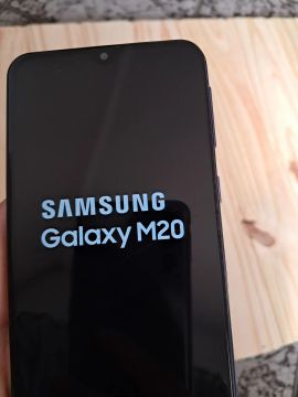 Sansung M20 excelente estado