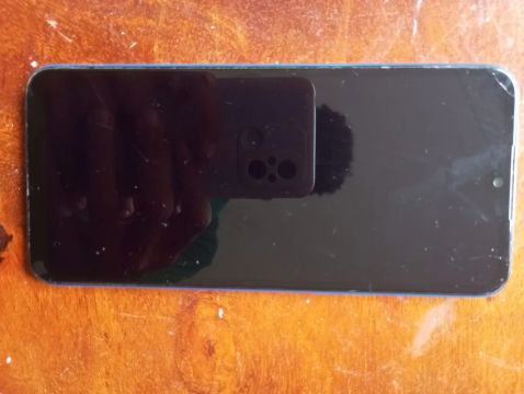 Celular Android em ótimo estado