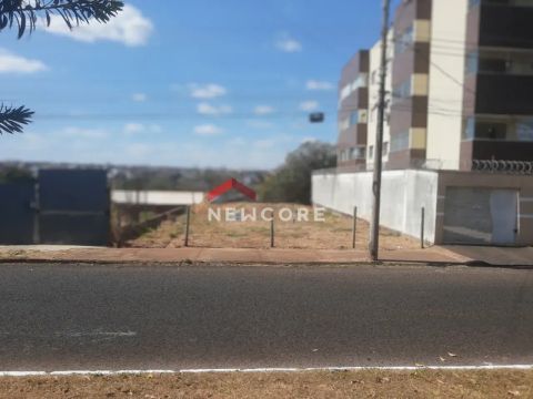 Lote em Avenida Ipê - Jaraguá - Uberlândia/MG