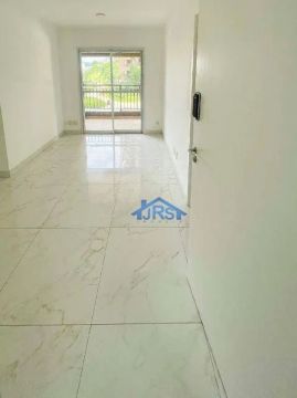 Apartamento com 2 dormitórios para alugar, 60 m² por R$ 3.453,33/mês - Edifício Central Pa