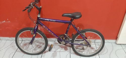 Bicicleta aro 20 - 18 marchas