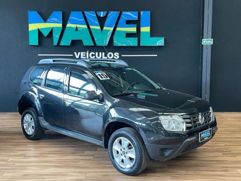 DUSTER 1.6 EXPRESSION 4X2 PRETA 2014/2015
