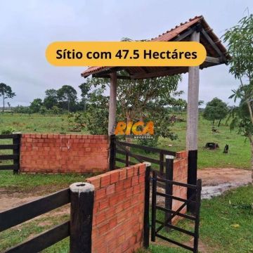 Vende-se um Excelente Sítio a 36 km da Cidade de Porto Velho/RO.