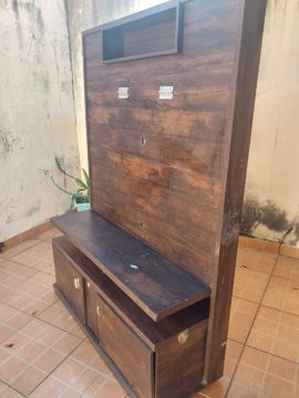 Rack para TV de Madeira