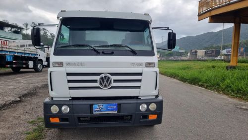 Vw modelo 17.180 Basculante ano 2012 baixo km Rodado 