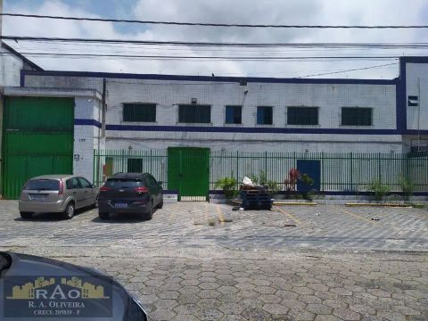 Galpão para Locação em Praia Grande, Sitio do Campo, 2 banheiros, 5 vagas