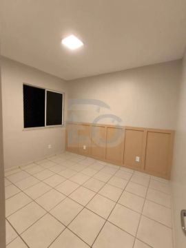 Apartamento no  Condomínio Vida Bela Clube com 2 Quartos, Varanda, Garagem e Lazer
