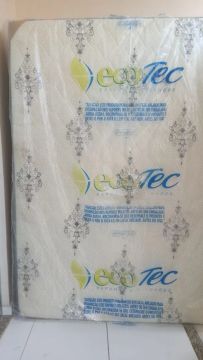 Vendo Cama box de casal 