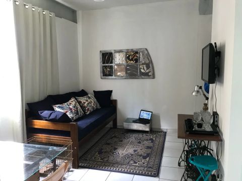 Aluga-se apartamento mobiliado 