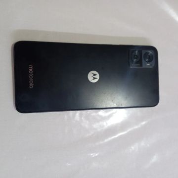 Moto e22