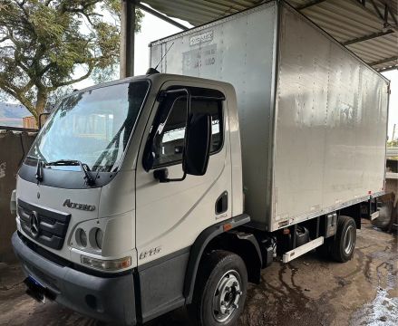 Mb Accelo 815 Ano 2016 Apenas 96 mil kms 