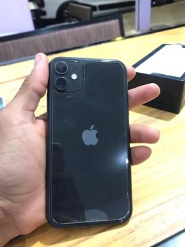 iPhone 11