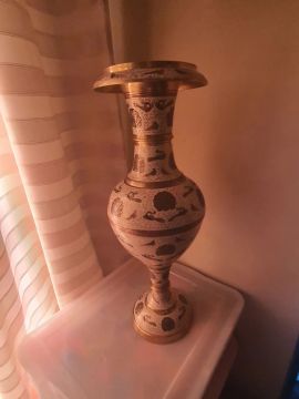 VASO INDIANO TODO EM BRONZE - NOVO