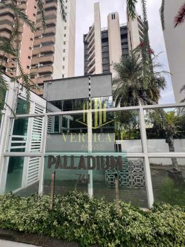 Excelente apartamento disponível para locação com elevador privativo, 180,m², Quilombo, Cu