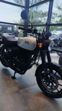 Hunter branca 350cc V> Tiago 
