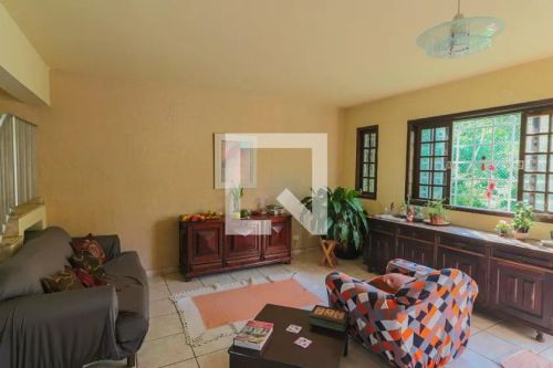 Casa à Venda - Butantã, 7 Quartos, 290 m2