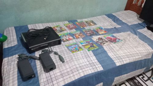Xbox 360 Elite Desbloqueado LT (Com 3 Luzes vermelhas) Ler descrição.