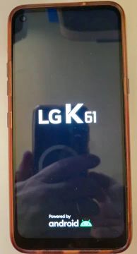 LG K61 - Smartphone em ótimo. estado