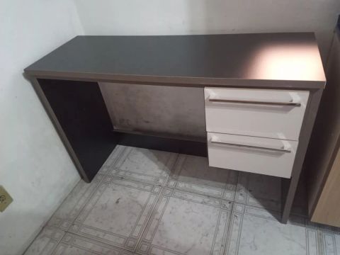 Escrivaninha nova 