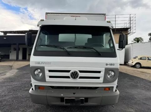 Volkswagen 9150 Baú 2012