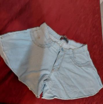 Short Jeans Claro - Tamanho 44
