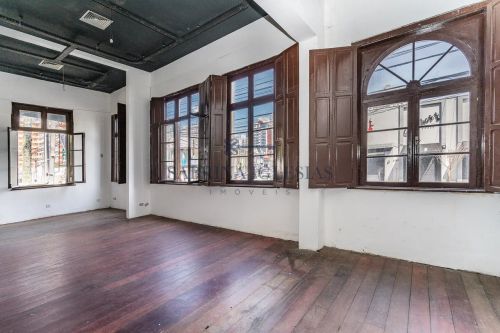 CASA COMERCIAL NA MELHOR LOCALIZAÇÃO DO BATEL