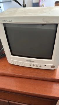TV PORTÁTIL VINTAGE SEMP 10 POLEGADAS 