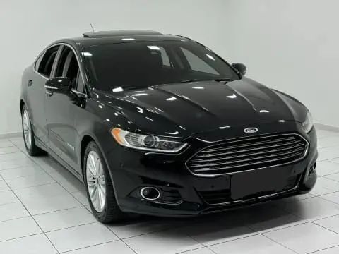 .Ford Fusion Titanium 2.0 Híbrido Aut.-Sem consulta de score-Leilane Silva