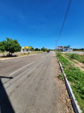 Vende-se ou Aluga-se Lote comercial AV LO 11