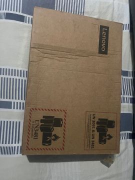 Notebook Lenovo - Novo na caixa