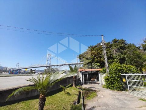 Lote/Terreno em ESTREITO