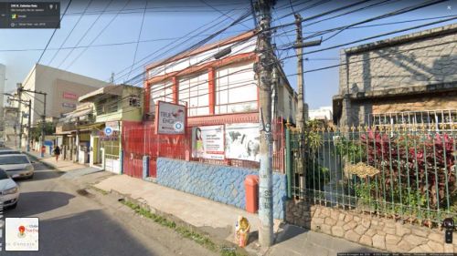 Casa duplex comercial no Centro na rua do Partage Shopping