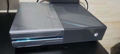 Xbox One Halo 5 - Console Neuve Sous Blister - Jamais Ouverte