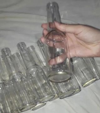 12 Garrafas de vidro decorativas 300ml 