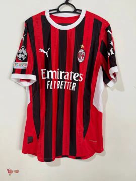 Camisa Milan 2024-25 Rafael Leao Versao Jogador RP Tailandesa