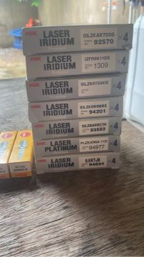 Jogo de Velas de Ignição NGK Iridium - Novas