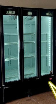 Cervejeira Metalfrio 3 portas 1257 L