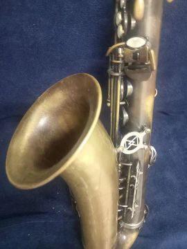 Saxofone Tenor Antigo - Ótimo estado!