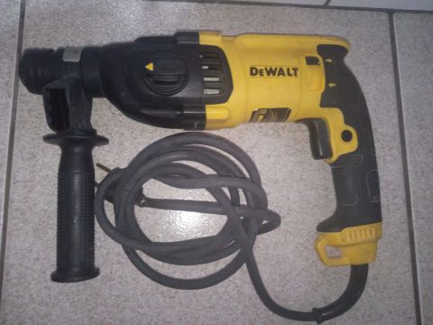 Furadeira e Martelete Dewalt