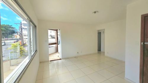 Vende-se Apartamento no Canela 2 Quartos, com dependência 