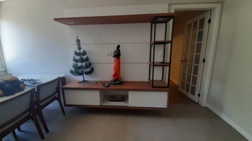 Rack de Parede com Prateleira em Madeira e Aço